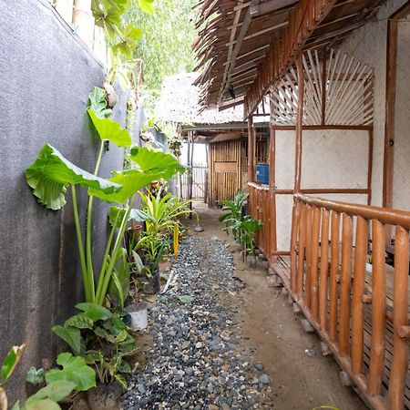 Femya Native House Apartment El Nido Exterior photo